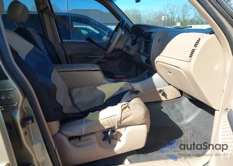 2002 Ford Explorer Sport Trac z USA, uszkodzony, nr VIN 1FMZU67E52UC62331